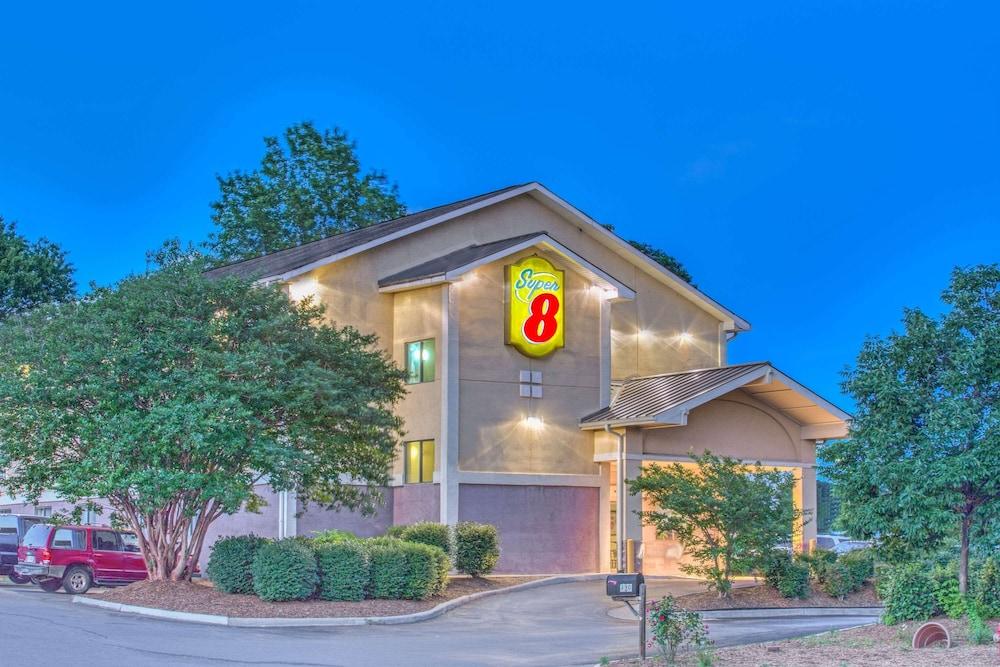 Super 8 by Wyndham Charlottesville Eksteriør billede